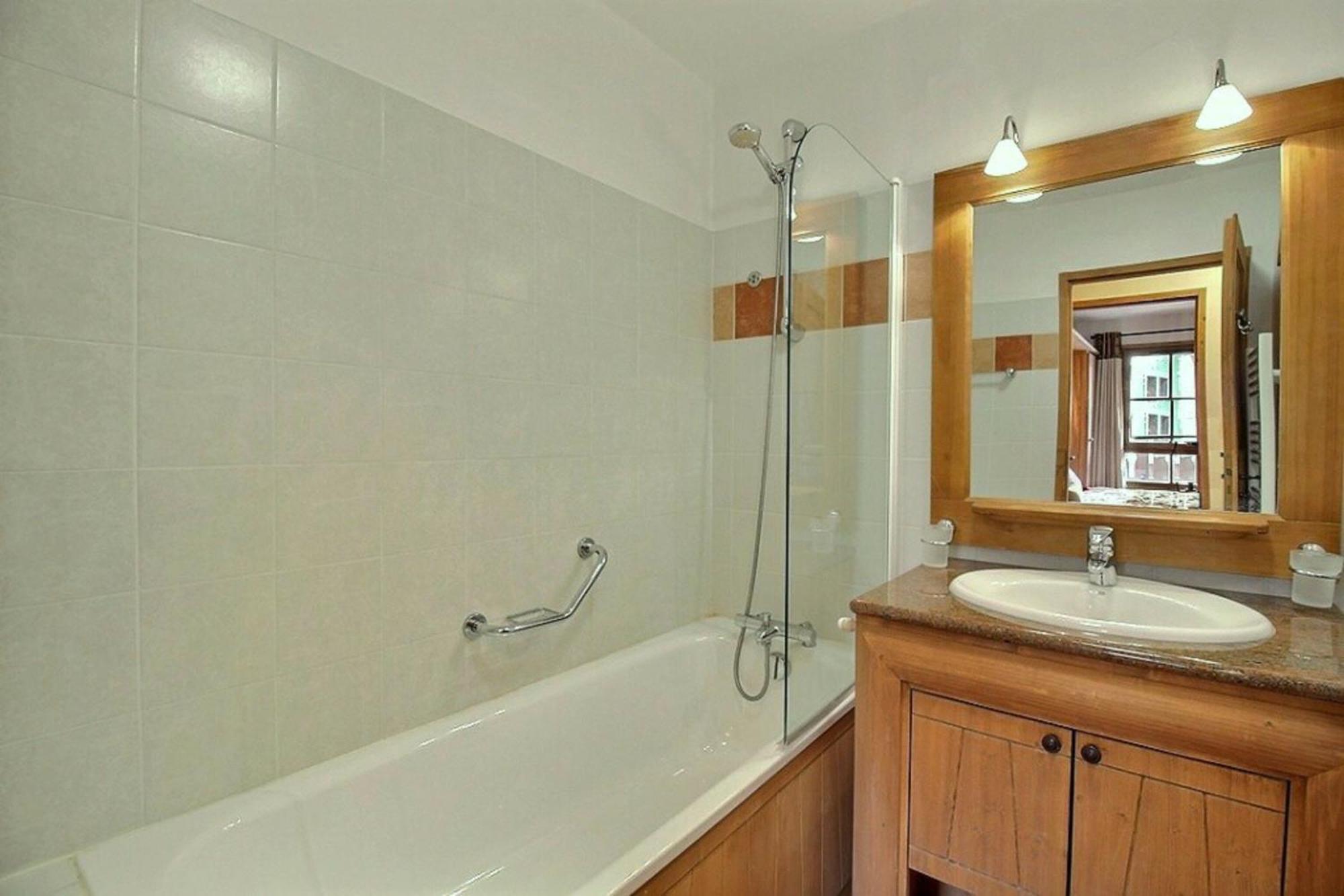 Arc 1950 - Appartement Moderne - Sauna Hammam Jacuzzi - 4 Personnes Les Arcs  Exterior foto